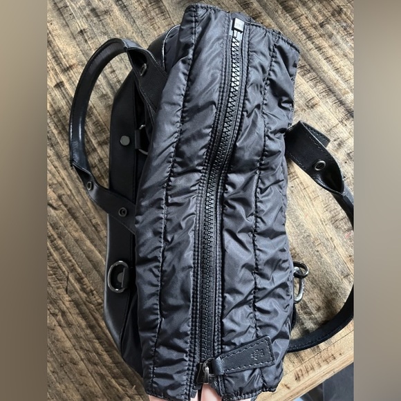 Moncler Caradoc quilted tote bag in nylon and calf leather in mint condition! - Picture 4 of 9